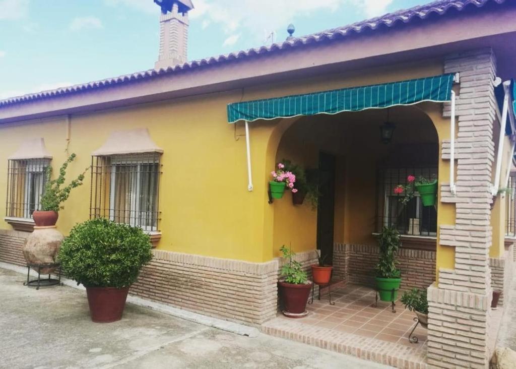 Villa Dama Rural à Posadas Extérieur photo
